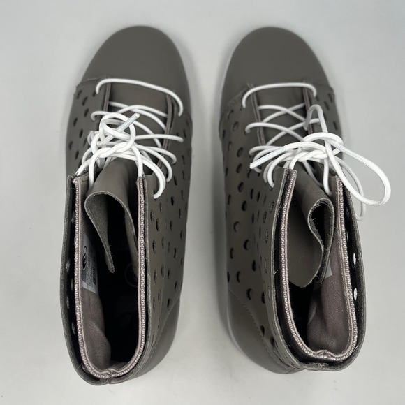 Volcom High Top Cut Out Circle Patterned Brown Sneakers Womens 8 - Picture 7 of 8